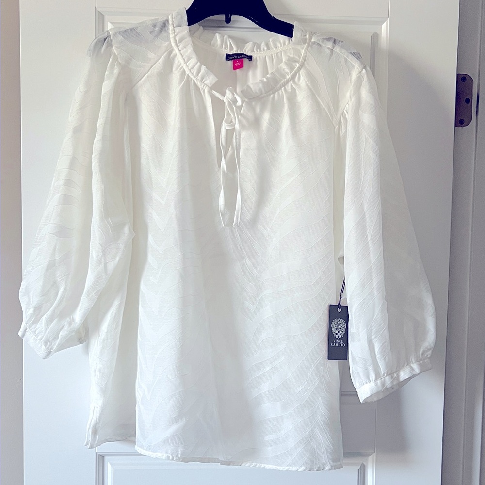 NWT Vince Camuto White Blouse with Tie Neck Size L